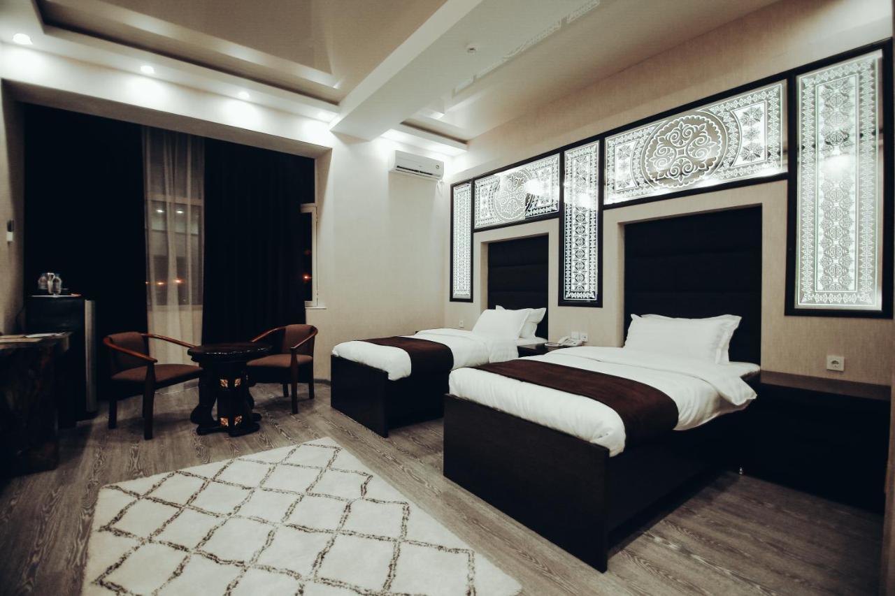 Safir Business Hotel O Душанбе Екстер'єр фото