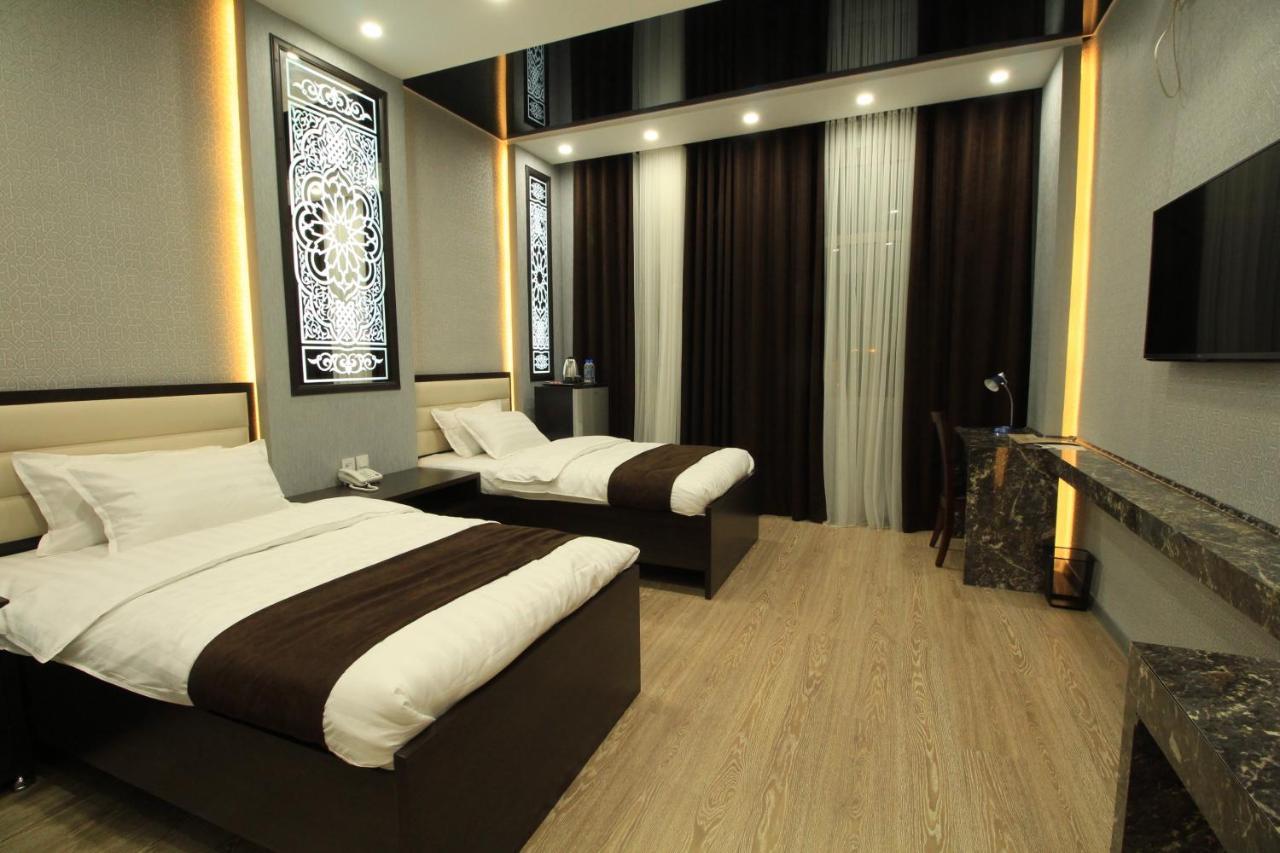 Safir Business Hotel O Душанбе Екстер'єр фото