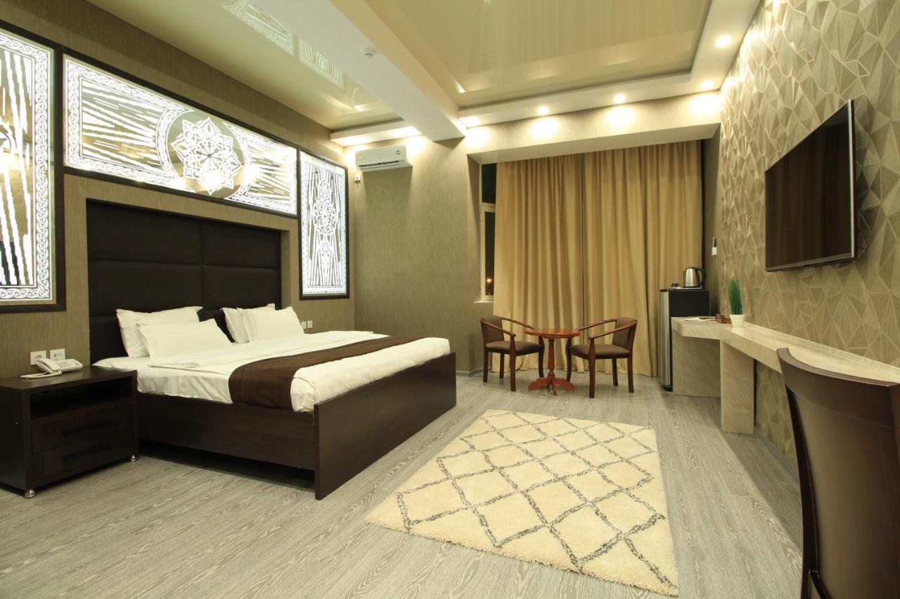 Safir Business Hotel O Душанбе Екстер'єр фото