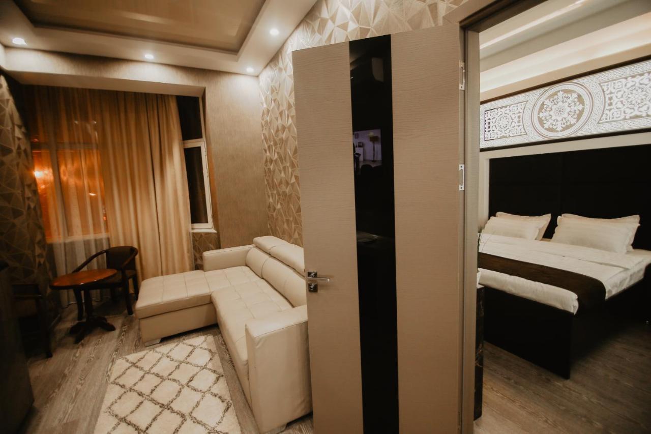 Safir Business Hotel O Душанбе Екстер'єр фото
